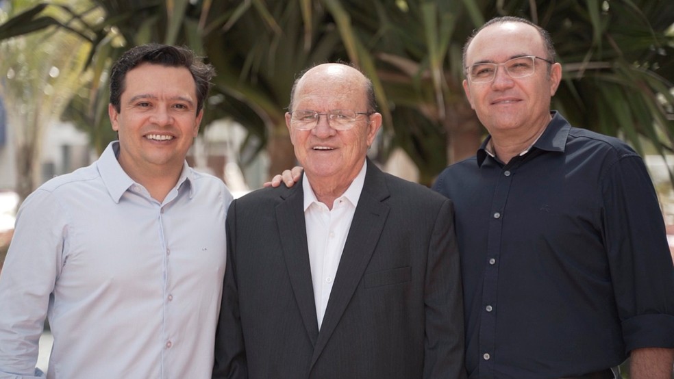 Luiz Aragão, fundador da Conviver, ao lado de Luiz Geddes e Mário Aragão, sócios da companhia. — Foto: divulgação Conviver Urbanismo