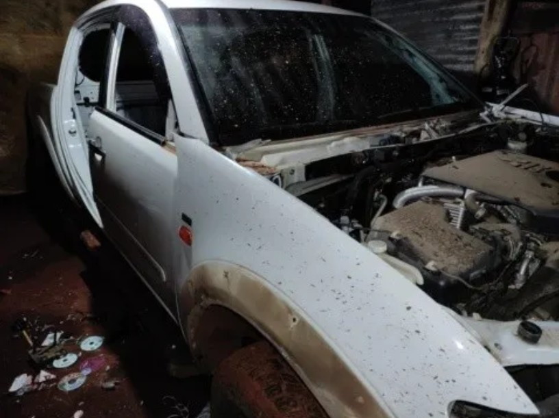 PM encontra desmanche de carros em assentamento de Araraquara | G1