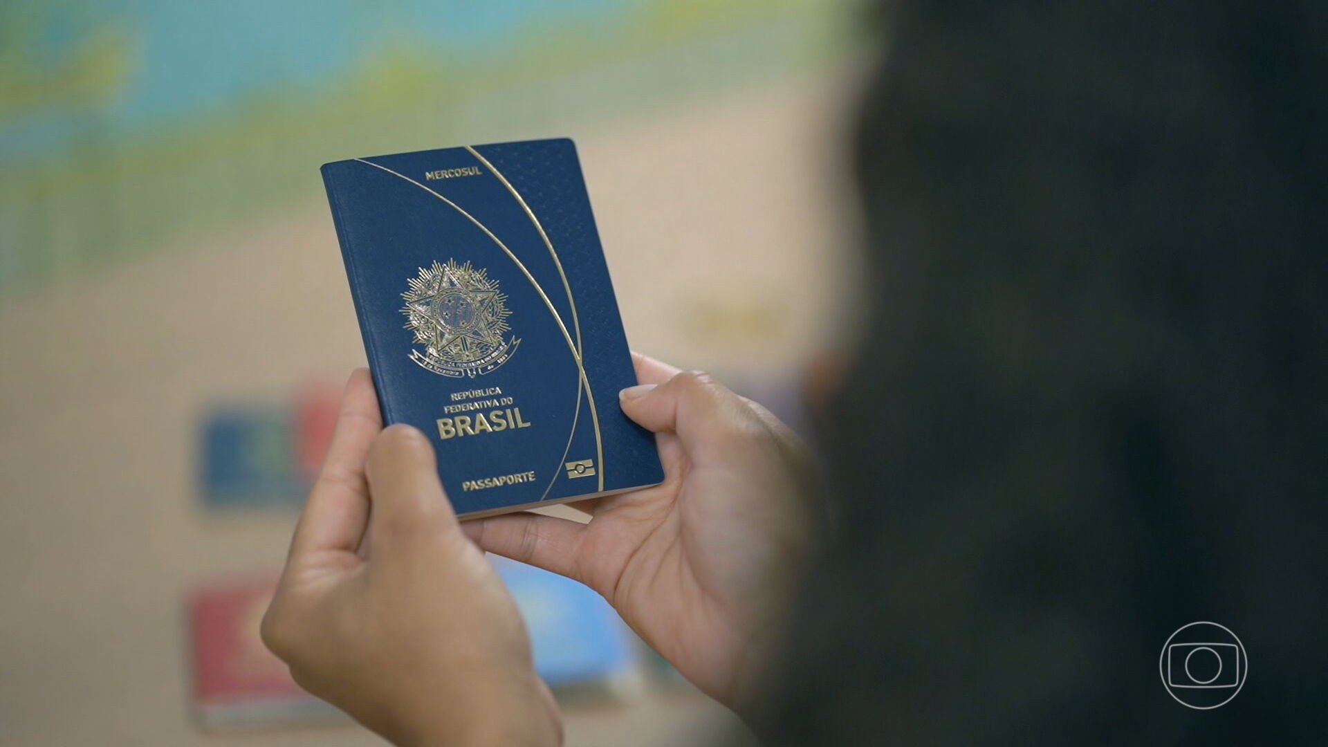 Emissão de passaporte online continua suspensa e sem previsão de normalização, diz Polícia Federal