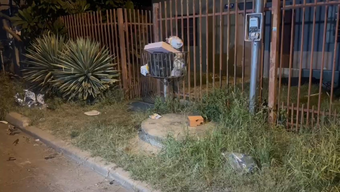 Homem é morto a facadas por esposa em Cuiabá, diz polícia