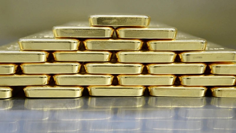 Por que governo Trump faz ouro atingir seu preço mais alto em 100 anos?
