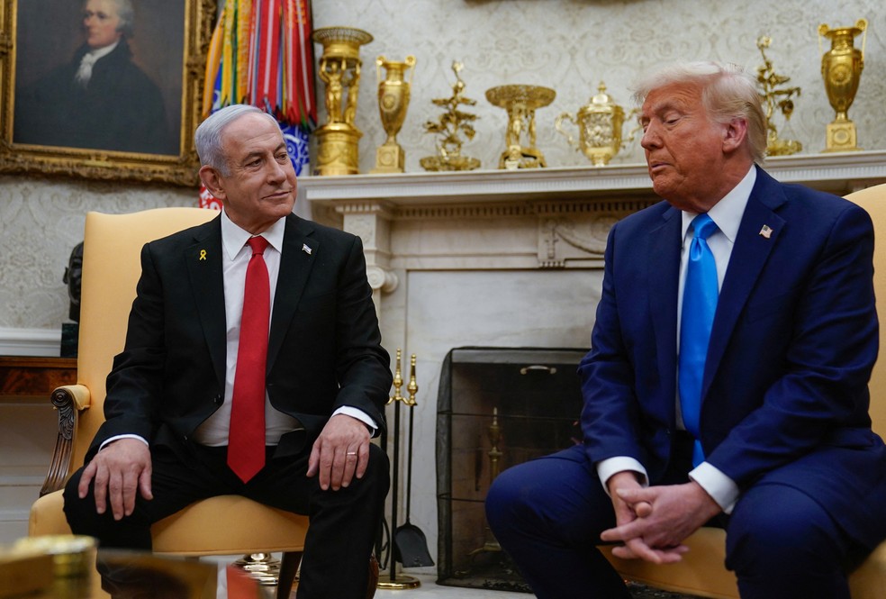 Netanyahu e Trump em encontro na Casa Branca — Foto: Elizabeth Frantz/Reuters
