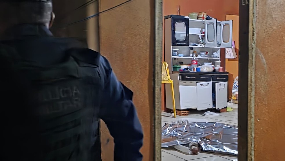 Casa da vítima Graziela, local onde ela foi assassinada — Foto: Reprodução