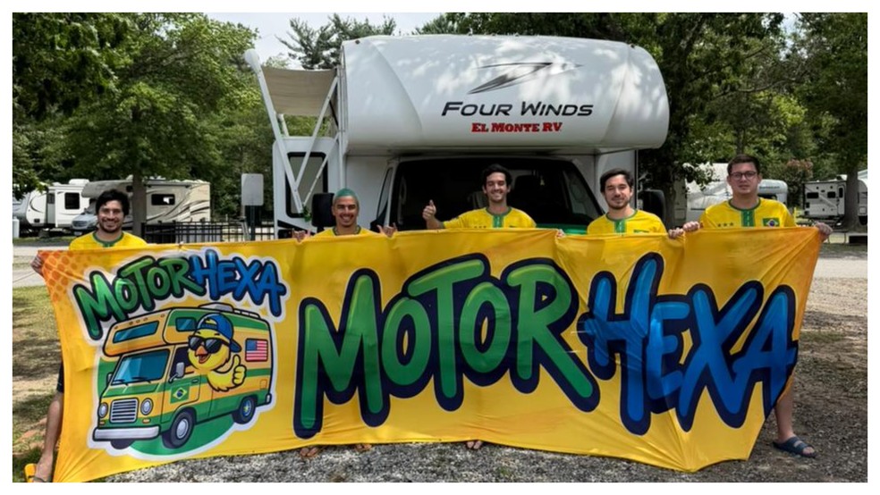 Grupo de amigos acompanha seleção brasileira no MotorHexa — Foto: Arquivo pessoal