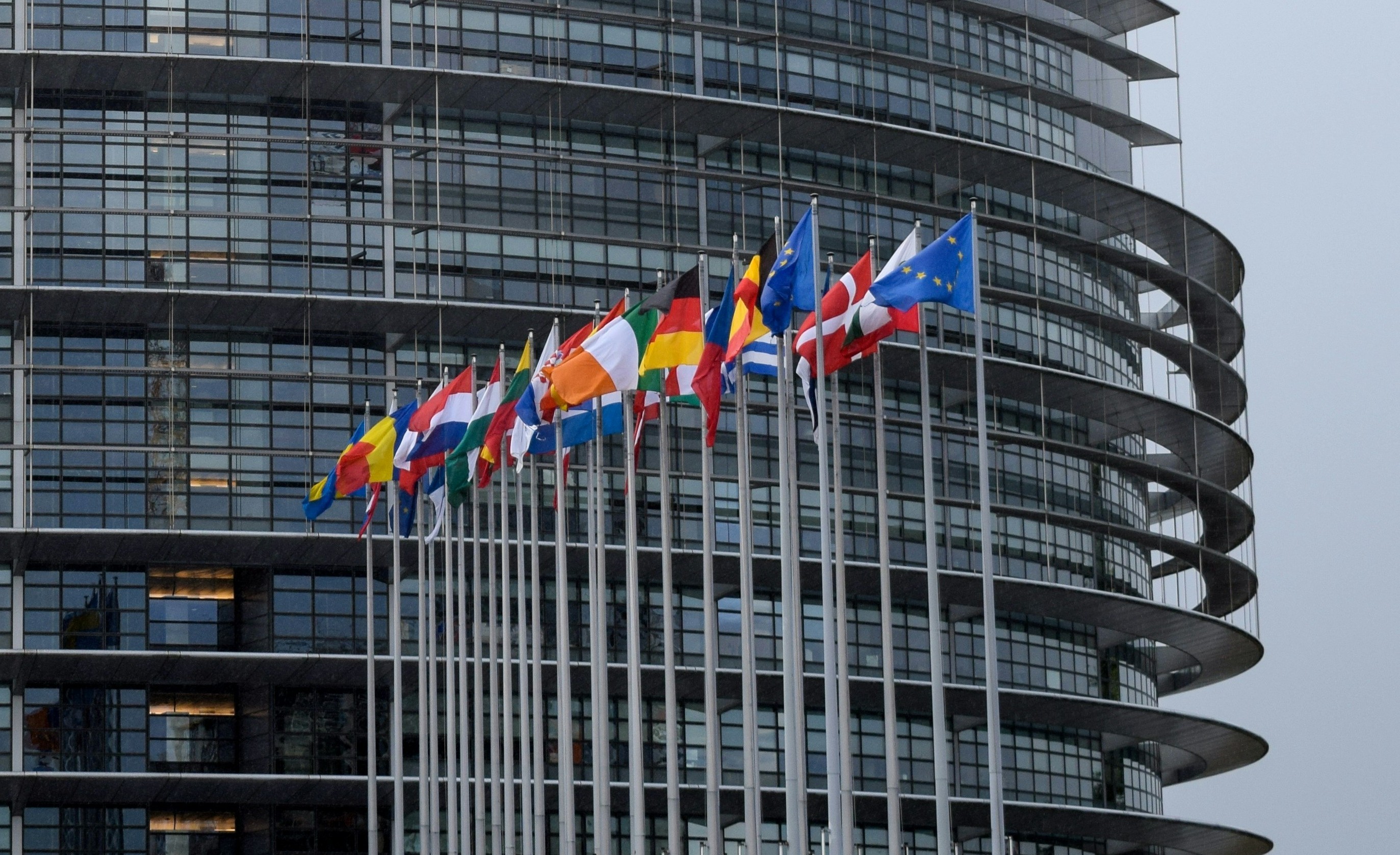 França critica possível aplicação provisória do acordo UE–Mercosul em meio a disputa jurídica na Europa