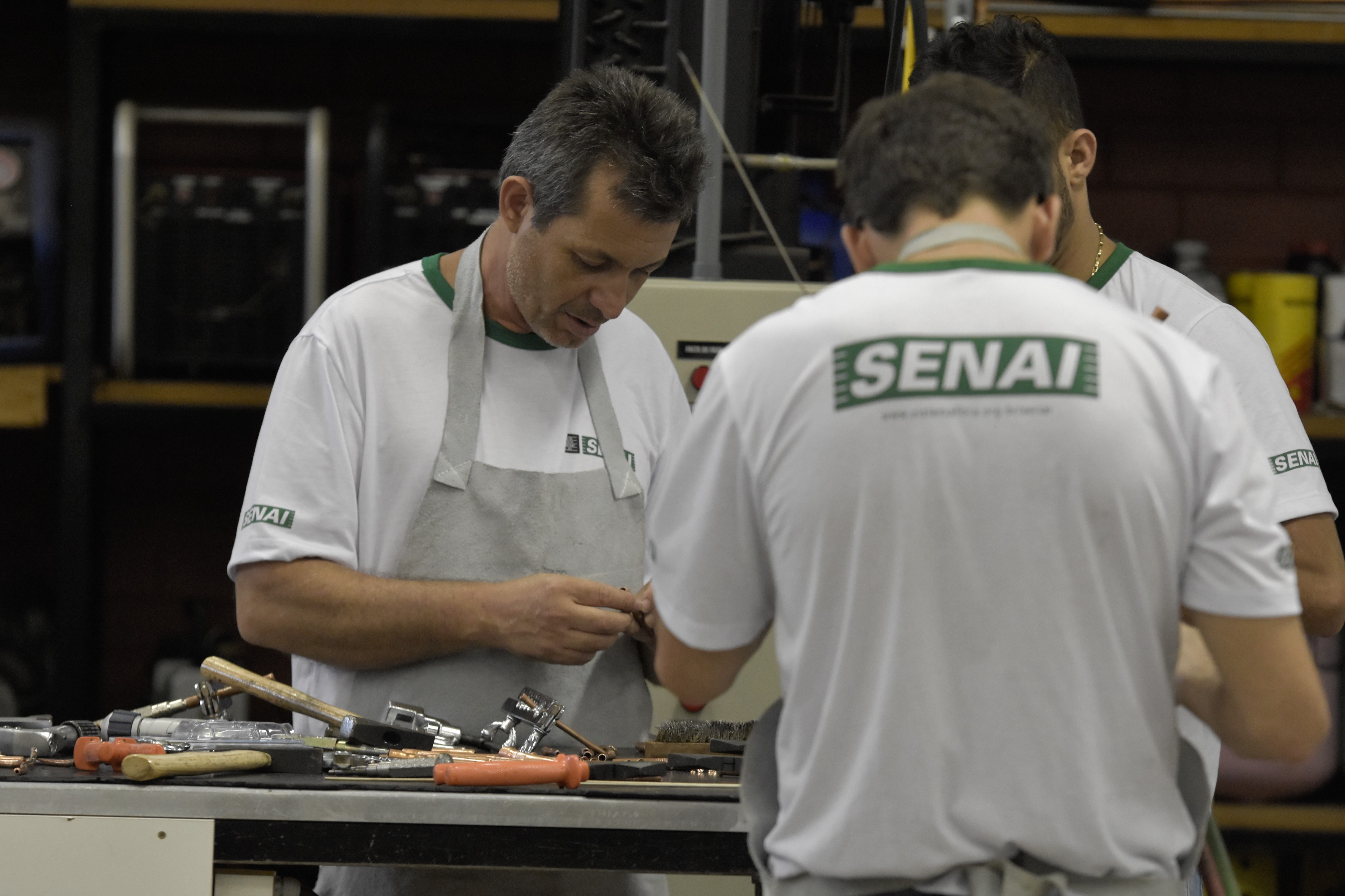 Senai abre mais de 6 mil vagas para cursos gratuitos no DF; confira as opções e os prazos