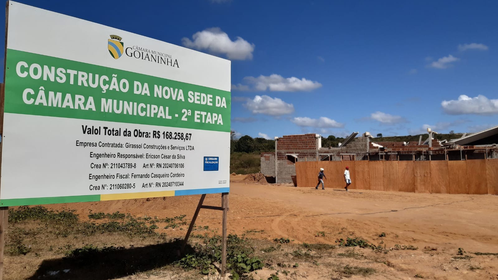 Parte de obra da nova Câmara de Vereadores de Goianinha desaba e deixa trabalhadores feridos