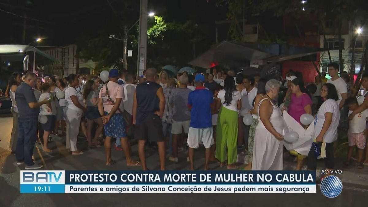 Familiares E Amigos Fazem Protesto Em Salvador Após Mulher Ser Morta A Tiros Em Tentativa De 