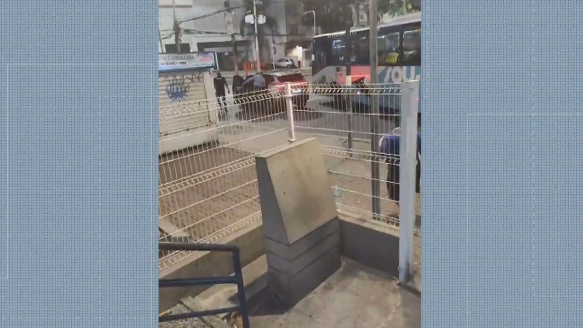 Tiroteio durante tentativa de assalto deixa PM ferido em frente à UPA de Campinho