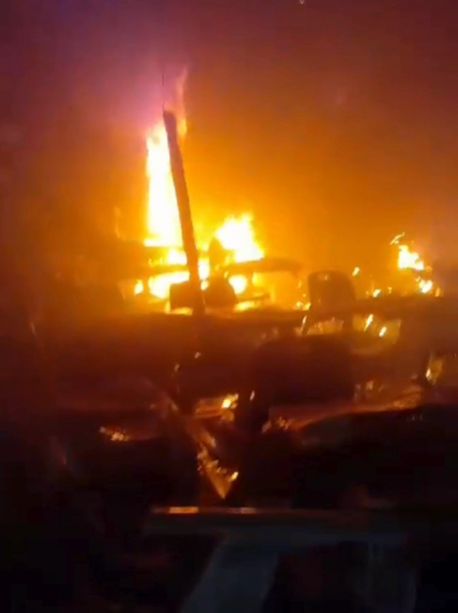 VÍDEO: Incêndio destrói sala em escola de São Gonçalo do Amarante, na Grande Natal