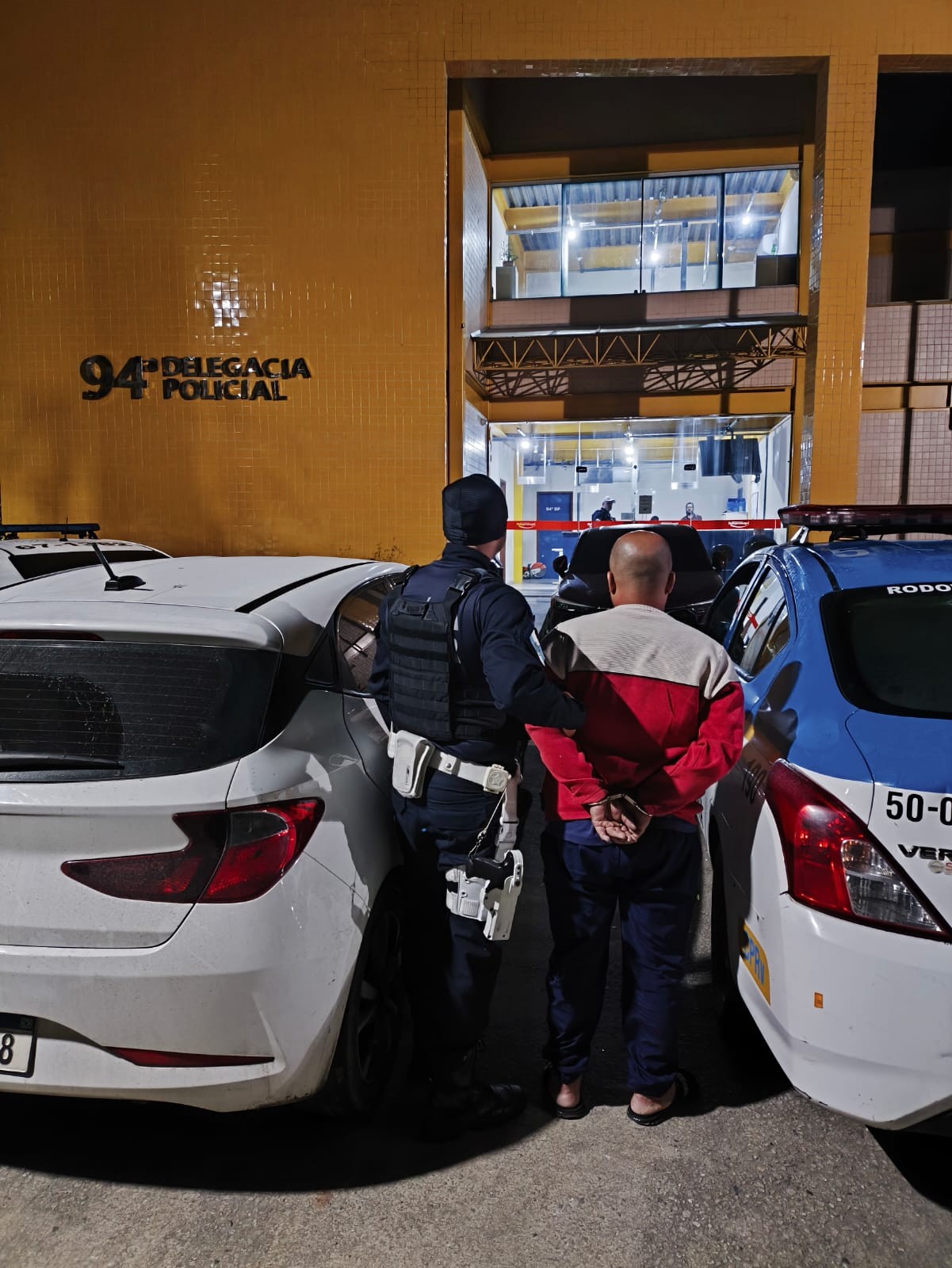 Trio que trocou tiros com a PRF após roubo de carga é preso em Piraí