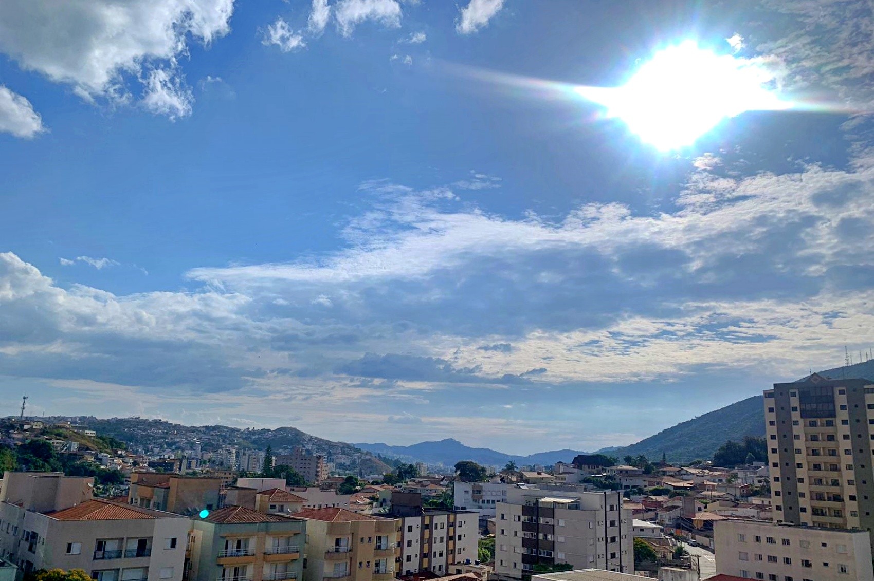 'Veranico' traz calor fora de época para o fim de semana no Sul de Minas; veja como fica o tempo