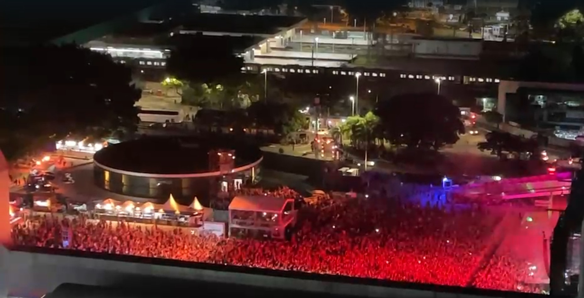 Moradores do entorno do Memorial da América Latina reclamam de som alto em festival de metal