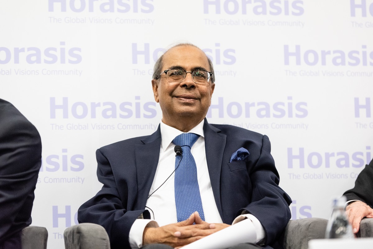 50 real brasiliani per 18 ore di lavoro e restrizioni all’uscita di casa: la vita di una collaboratrice domestica della famiglia più ricca del Regno Unito |  mondo