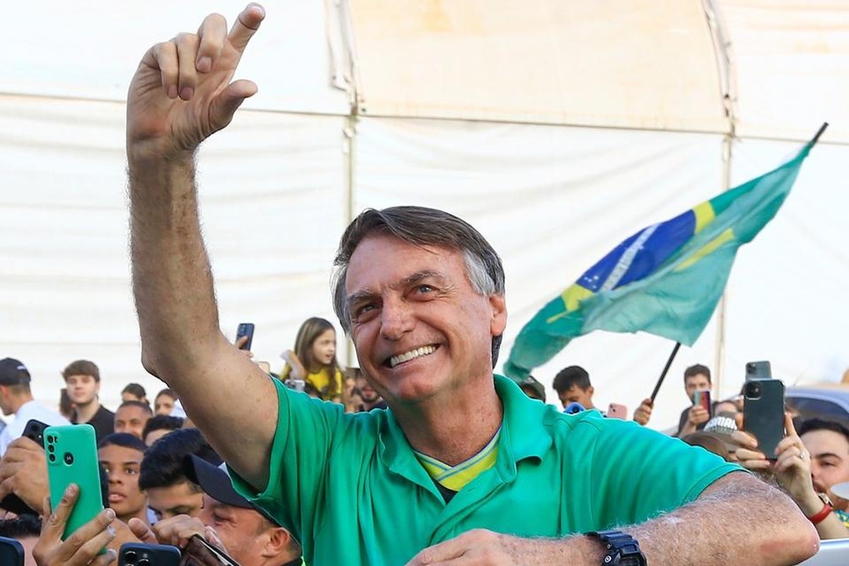 Bolsonaro se sente mal e cancela agenda em Goiás