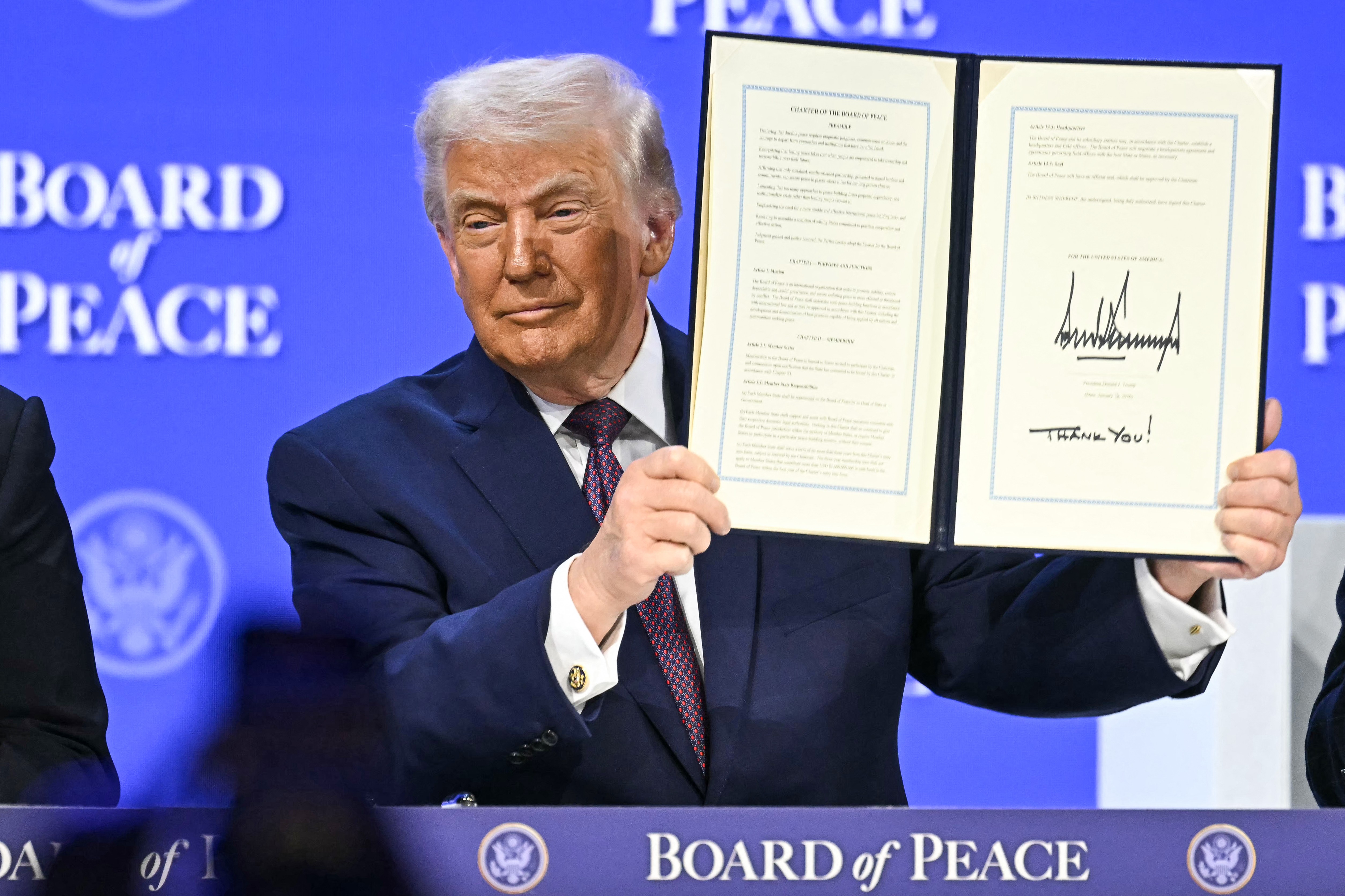Conselho da Paz nasce esvaziado e à imagem de Trump