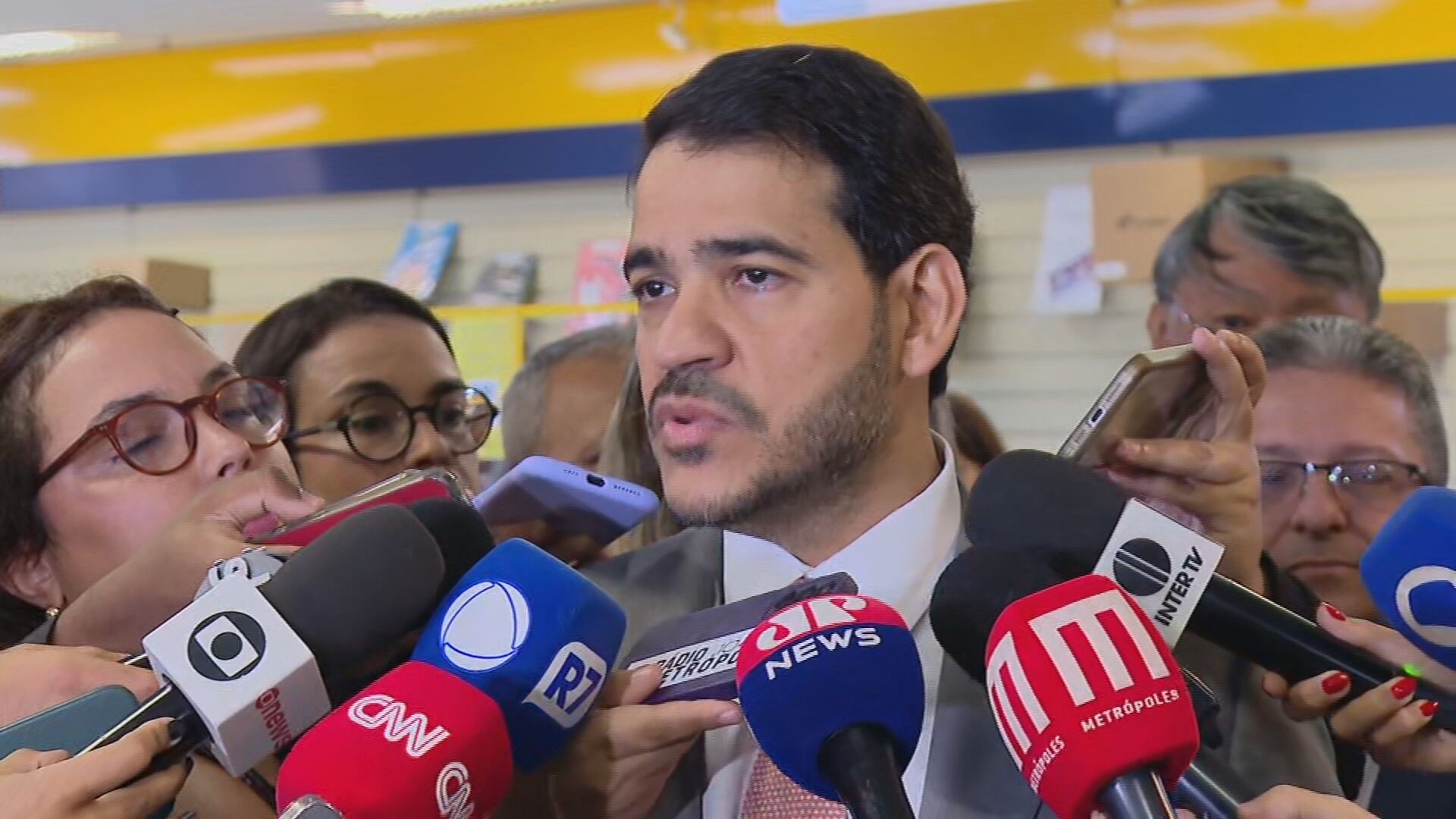 Fraudes no INSS: governo vai usar recursos da União para ressarcir vítimas enquanto cobra entidades na Justiça, diz AGU