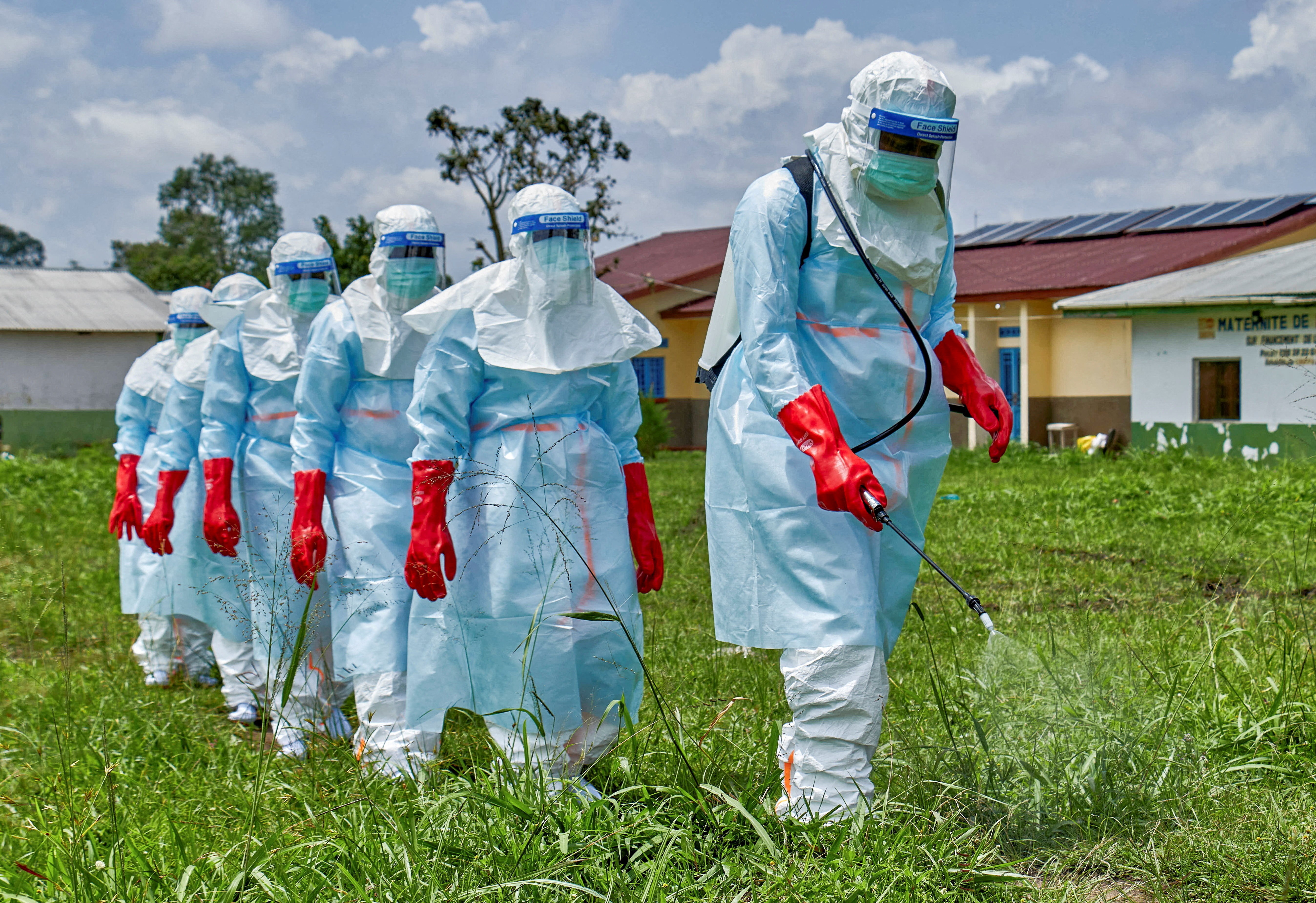 Testes de tratamento para cepa do Ebola responsável por surto no Congo são promissores, diz OMS