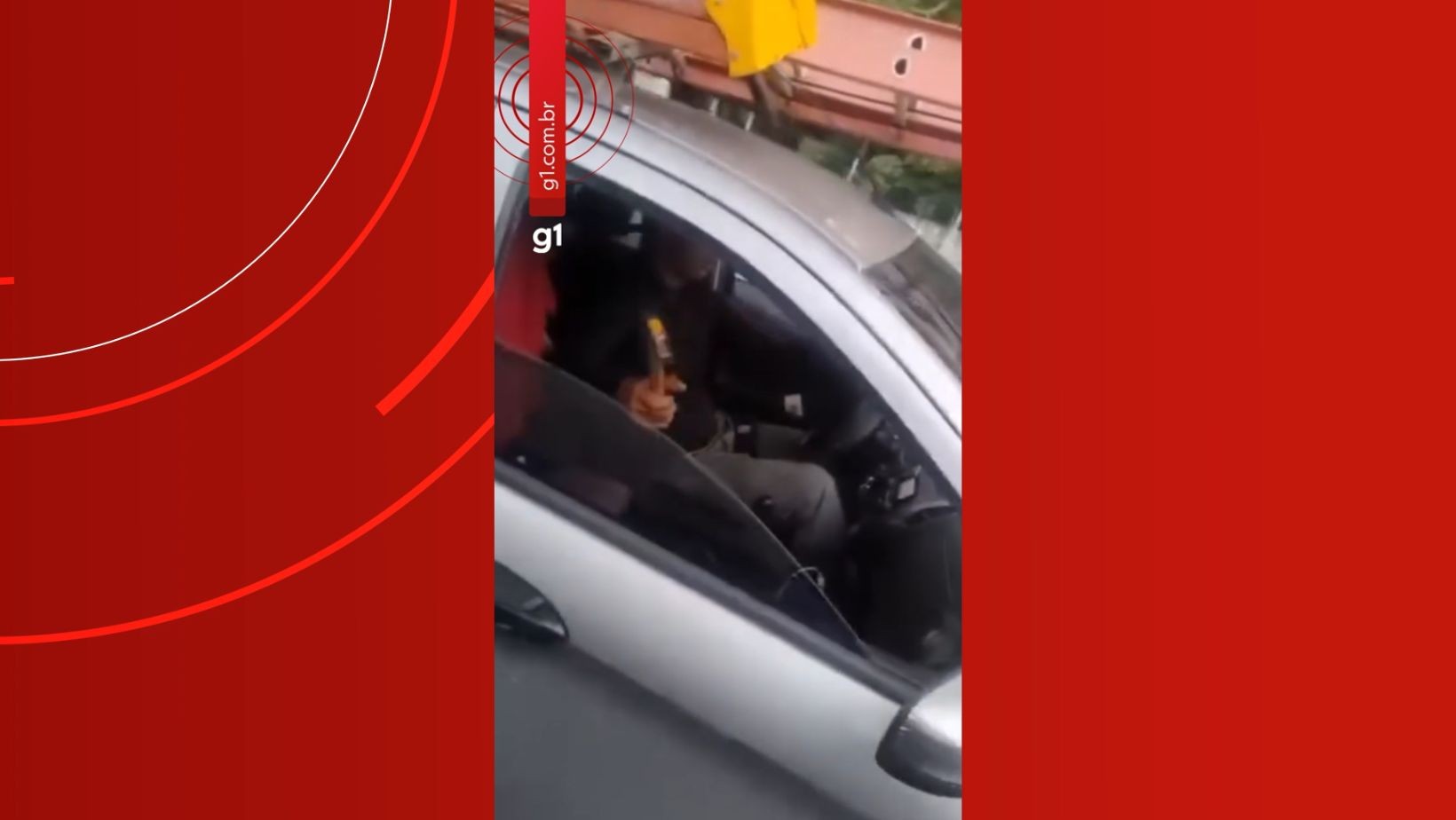 Motorista impede passagem de ambulância e intimida socorristas com martelo em Manaus; VÍDEO