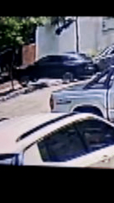 VÍDEO: motorista confunde marcha após batida e carro invade padaria em Vitória