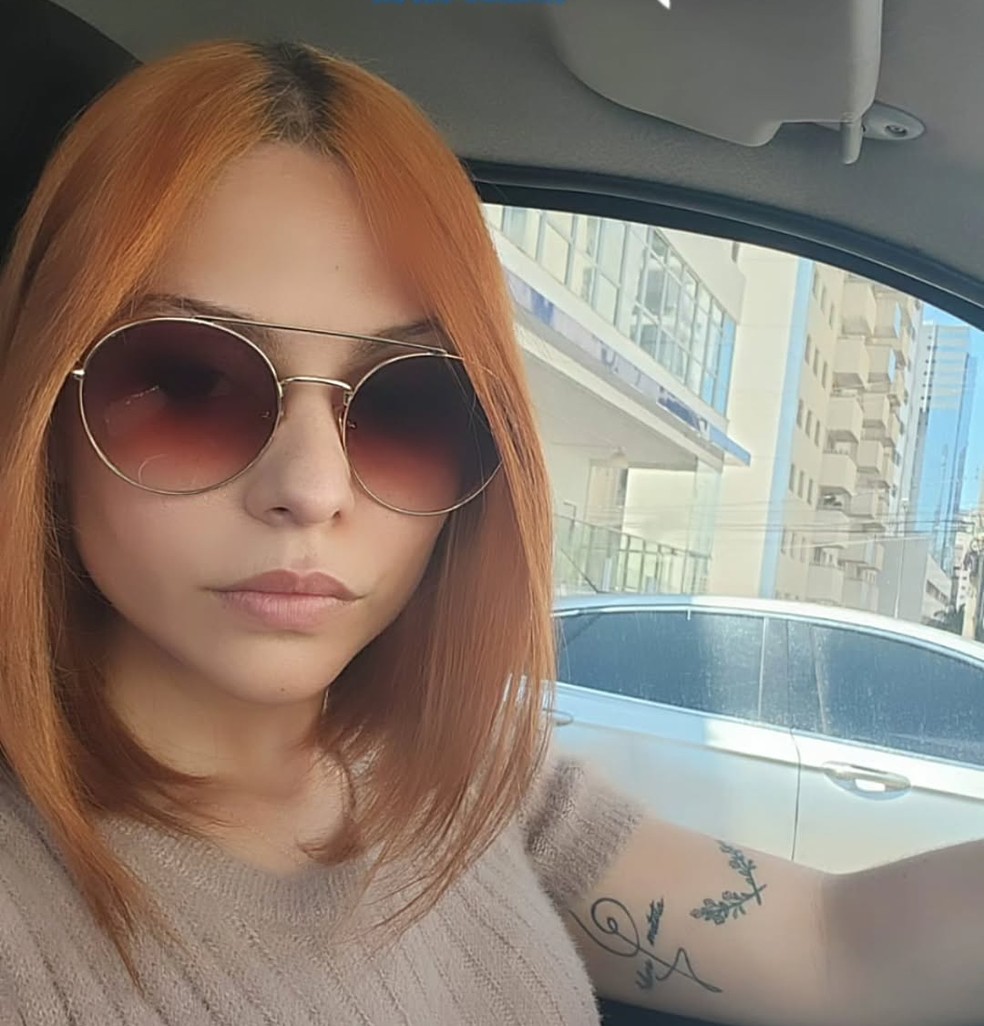 Ana Paula Abreu Carneiro, de 33 anos, foi morta dentro da casa onde morava, em Sinop (MT). — Foto: Reprodução