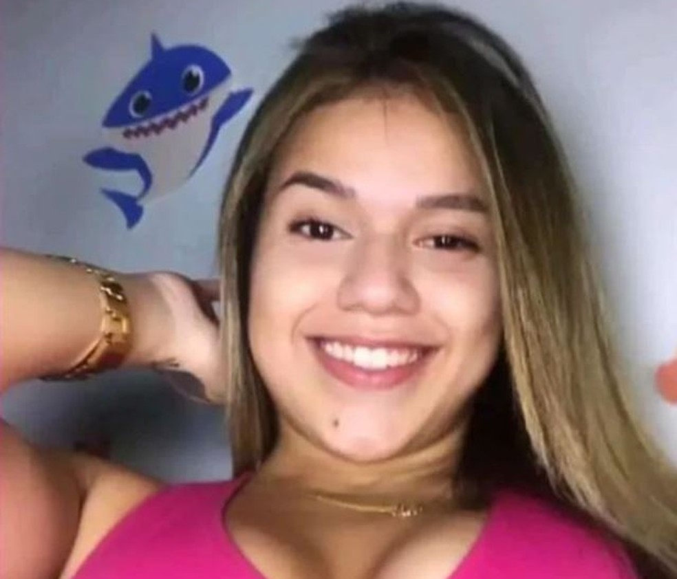 Manuela Vitória, de 19 anos, foi presa na Indonésia  — Foto: Redes Sociais/ Reprodução