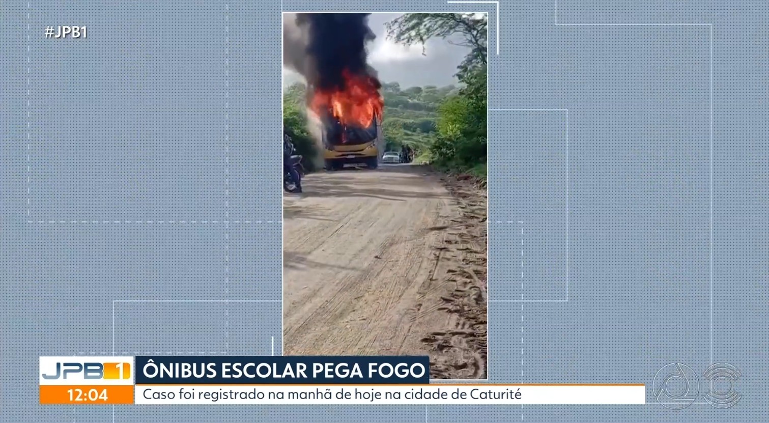 Ônibus escolar pega fogo durante transporte de estudantes na PB