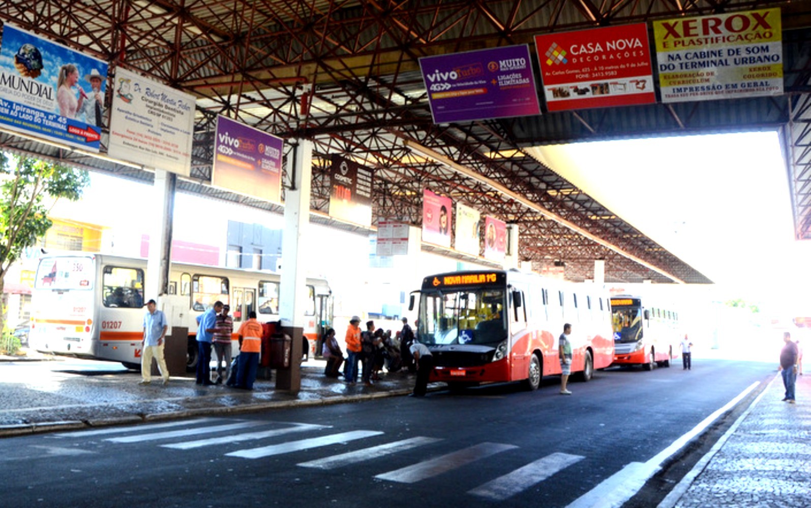 Idosa perde mais de R$8 mil em roubo no terminal urbano de Marília