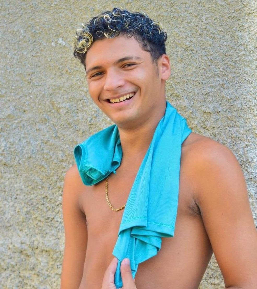 João Victor Souza Trindade da Silva, de 19 anos, era filho de um funcionário da Secretaria de Educação da Prefeitura de Miguel Pereira — Foto: Redes Sociais