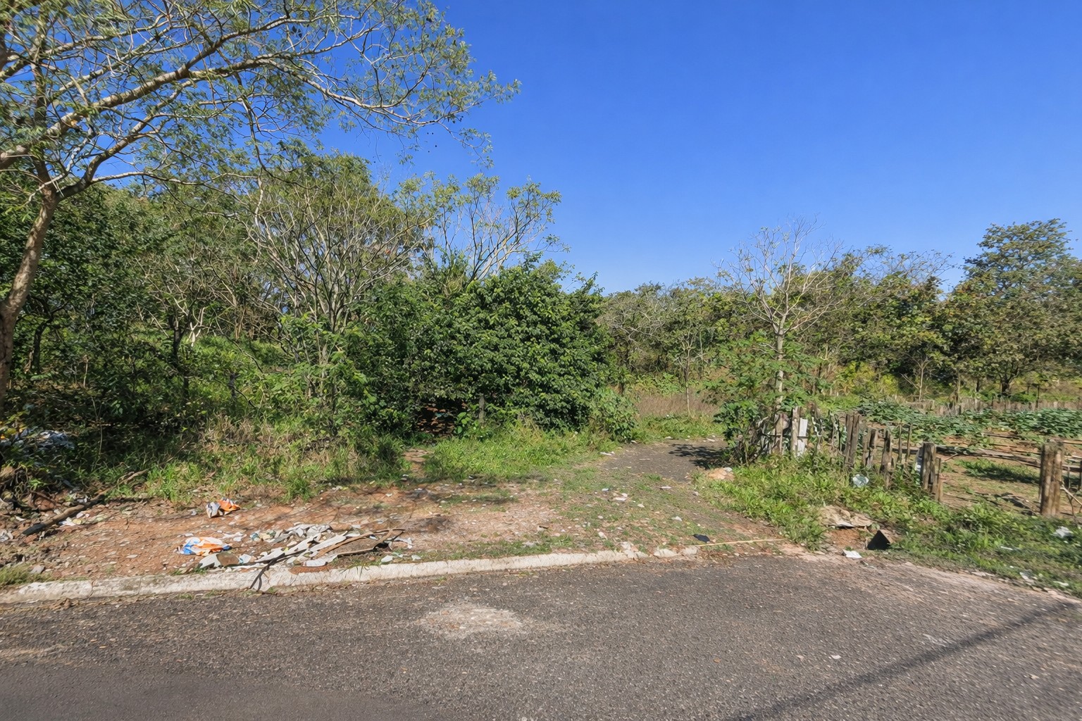 Corpo de homem é encontrado em estado avançado de decomposição em linha férrea de Agudos