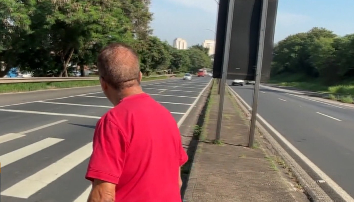 Após acidente com sete veículos, pedestres relatam riscos para atravessar rodovia em Piracicaba: 'Virou roleta russa'