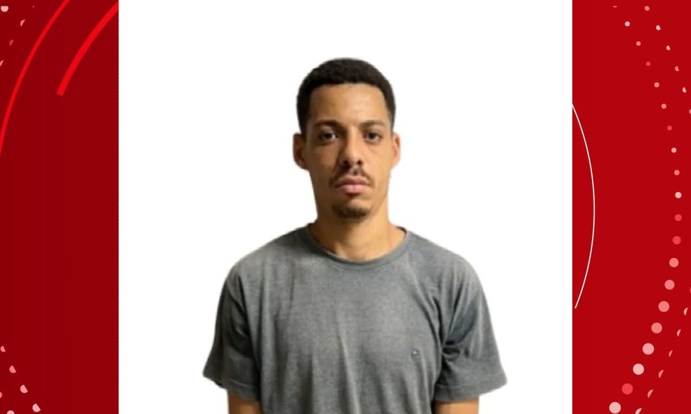 Suspeito é preso em Salvador com submetralhadora da PM de São Paulo — Foto: Reprodução/TV Bahia