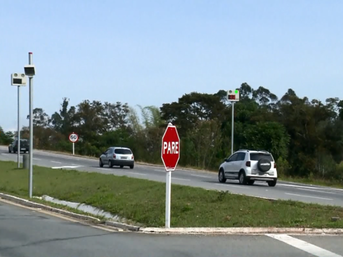 Radares na rodovia BR-459 começam a multar a partir da véspera de Natal no Sul de Minas