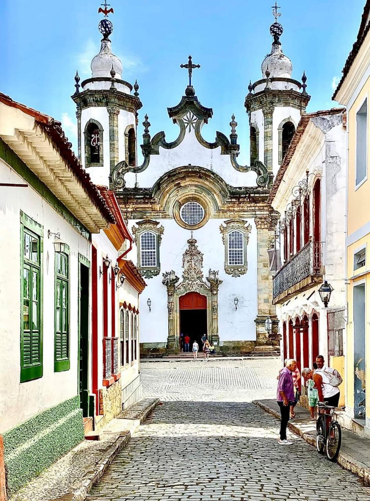 Apartamentos na Rua São João Del Rei em Fortaleza