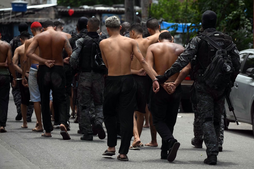 Megaoperação contra o Comando Vermelho, realizada em outubro de 2025 — Foto: Mauro Pimentel/AFP
