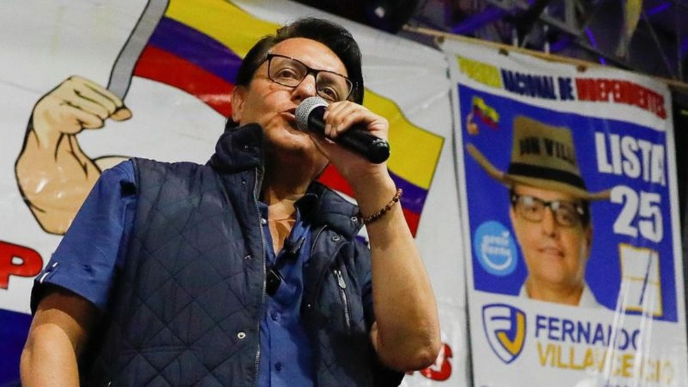 Fernando Villavicencio aparecia em quarto nas intenções de voto — Foto: EPA via BBC