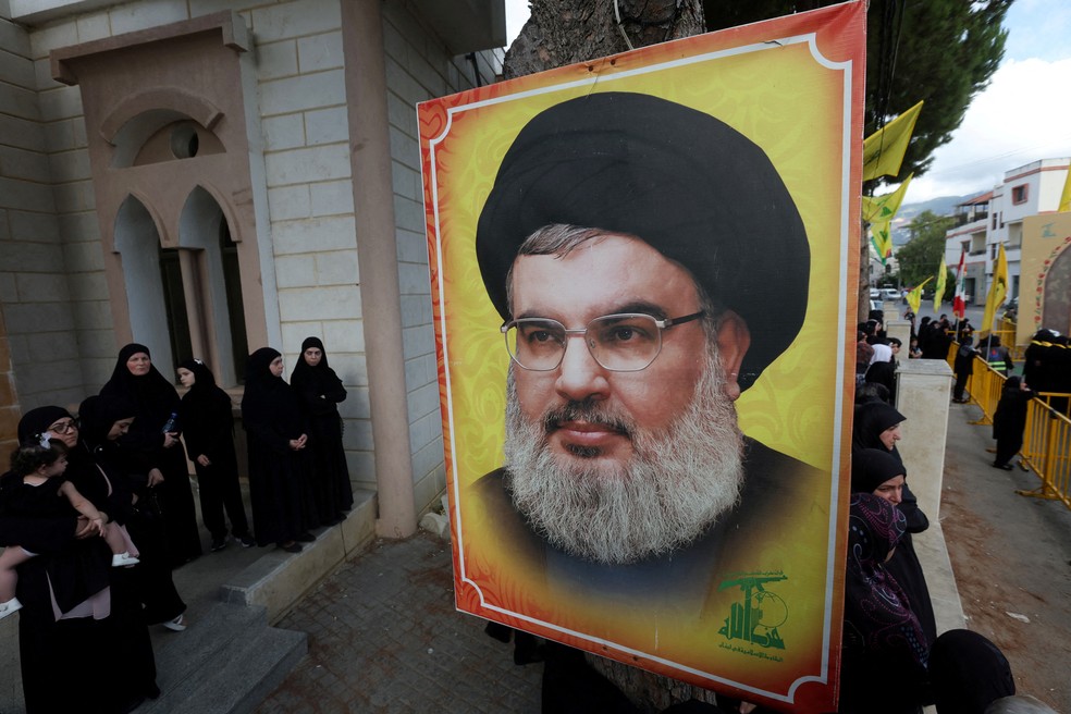 Retrato do líder do Hezbollah, Sayyed Hassan Nasrallah. — Foto: Aziz Taher/Reuters