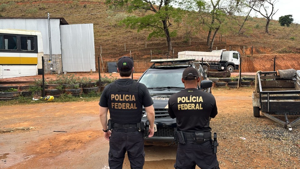 PF bloqueia R$ 24,3 milhões de esquema que levou 230 brasileiros aos EUA a partir de Valadares