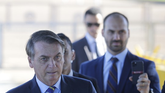 Bolsonaro planejou asilo na Argentina, diz PF