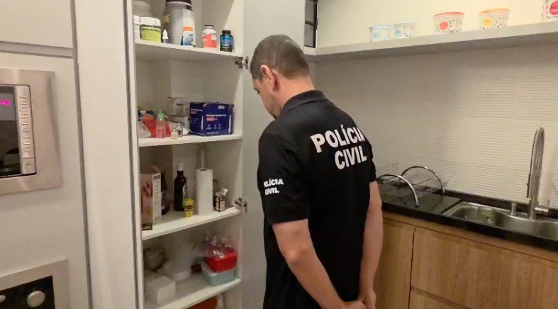 Enfermeiros de posto de saúde são investigados por aplicar canetas emagrecedoras ilegais; saiba como agia quadrilha