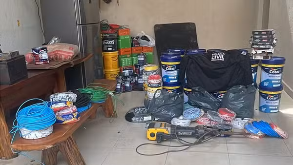Funcionários de construtora adulteram notas fiscais e falsificam assinaturas para desviar materiais e revendê-los em Uberlândia