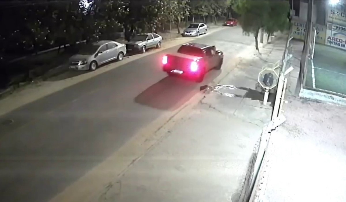Empresário é detido após empurrar namorada de caminhonete em movimento em Valinhos
