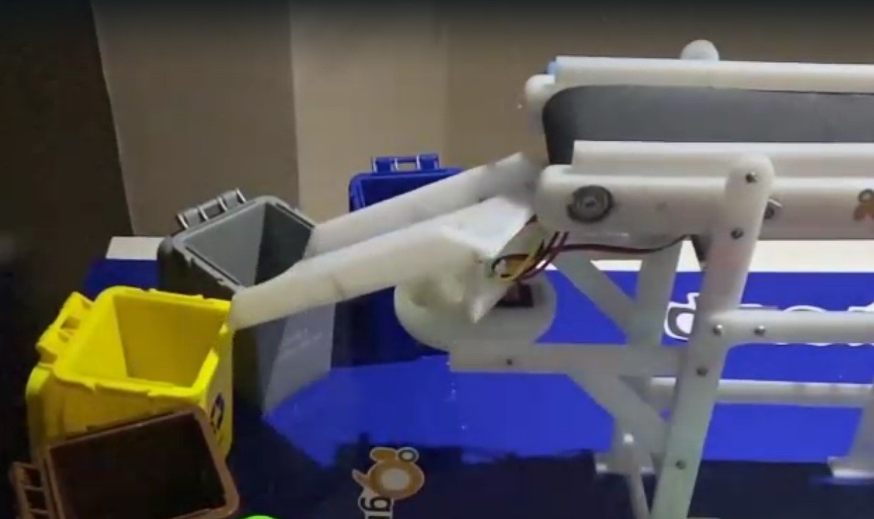 Evento gratuito em Cabo Frio terá robôs, jogos mecatrônicos e lançamento de livro sobre tecnologia