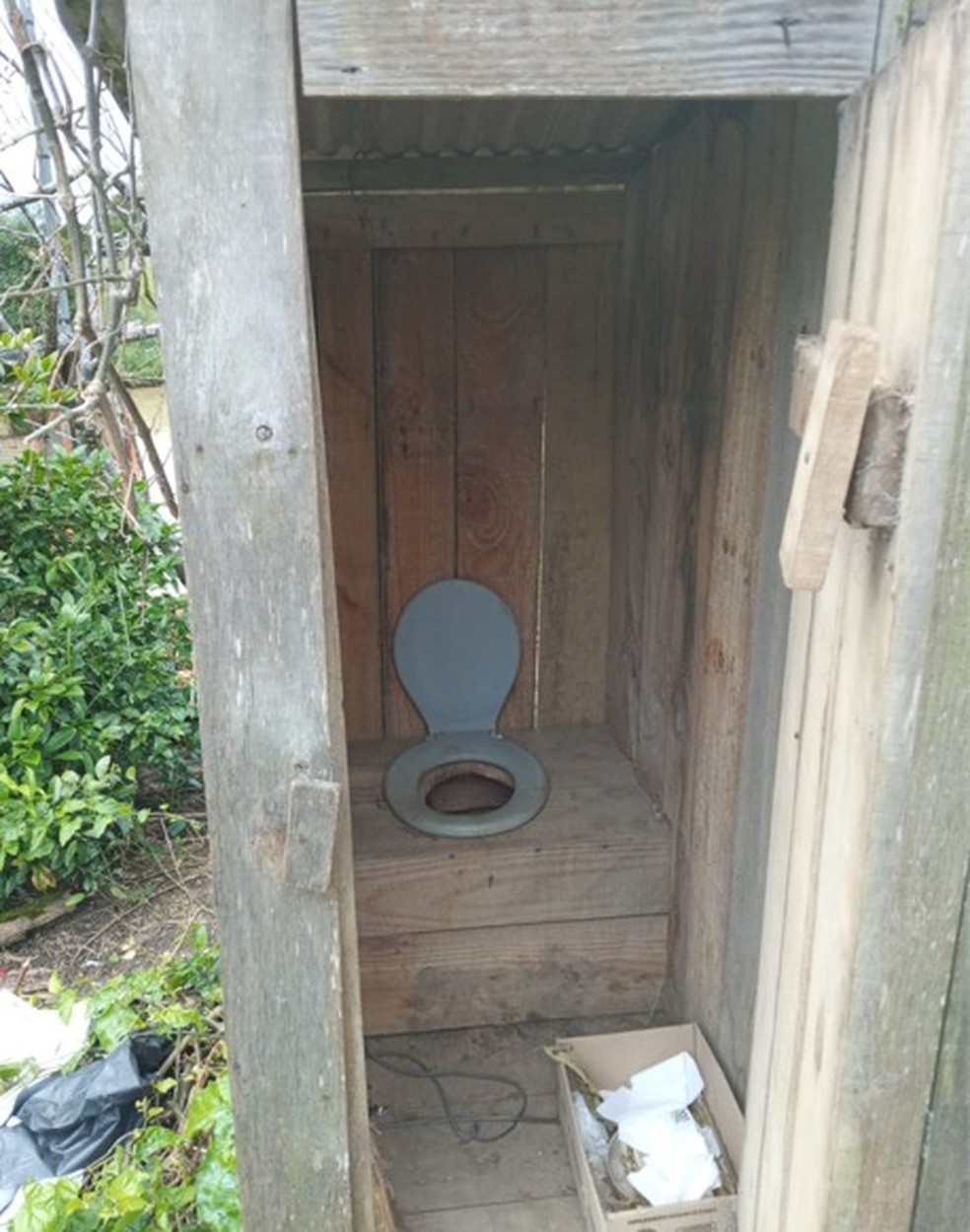 Banheiro disponibilizado aos trabalhadores — Foto: GEFM/Divulgação