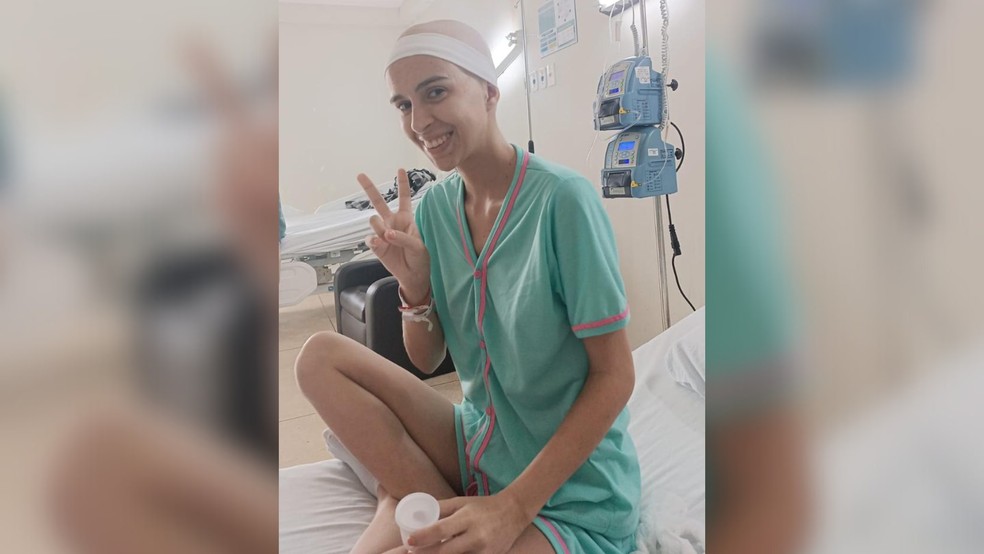 Bianca Andrade ficou sete meses internada para fazer tratamento após descobrir câncer. Jovem mora em Cariacica, no Espírito Santo — Foto: Arquivo pessoal