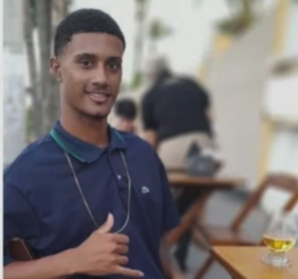 Ant&ocirc;nio Fernando Matos Souza, de 18 anos, foi encontrado morto ap&oacute;s sumir depois de uma cavalgada na Regi&atilde;o Metropolitana de Salvador &mdash; Foto: Reprodu&ccedil;&atilde;o/Redes Sociais