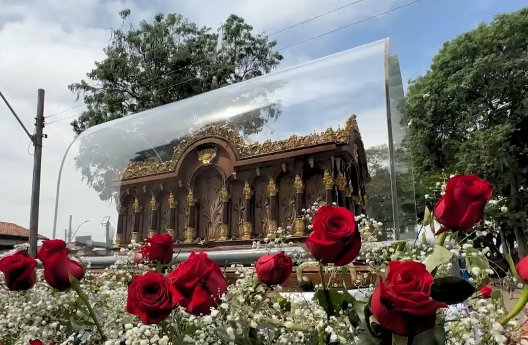 Relíquias de Santa Teresinha chegam em Tremembé e ainda vão passar por Campos do Jordão e Taubaté