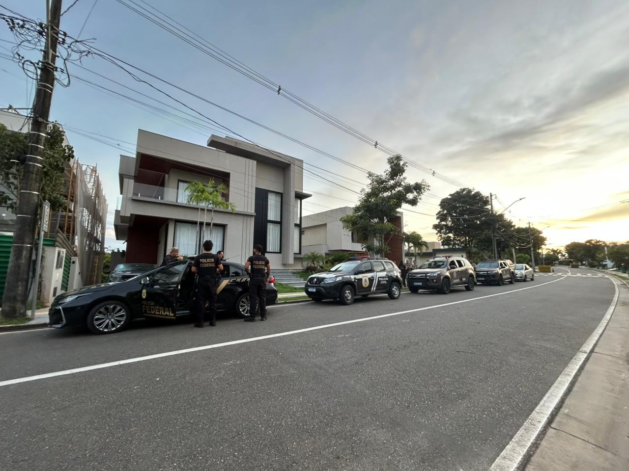 Fazendas de maconha e ordens do presídio: sete são presos em operação policial contra organização criminosa na Bahia