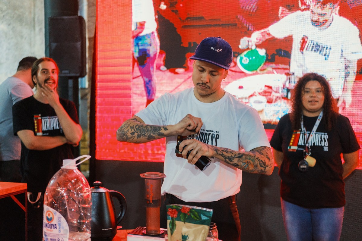 Baixada em Pauta #244: Barista premiado defende que café especial é aquele que conversa com a memória afetiva