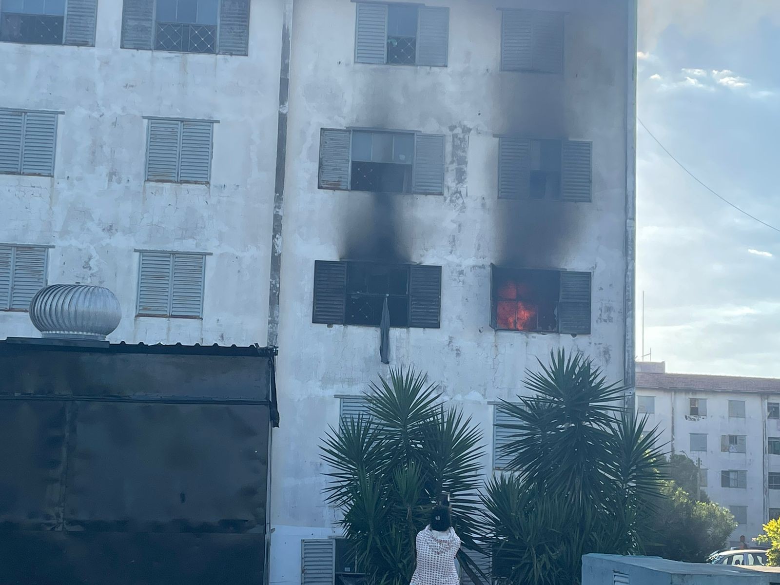 Às vésperas de desocupação, incêndio atinge apartamento da CDHU em Marília 